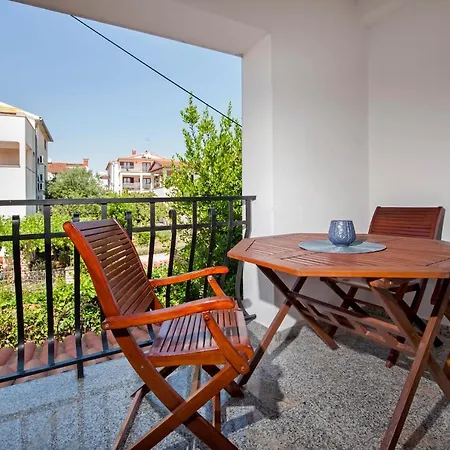 Vanda Apartment *
