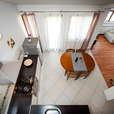 Vanda Apartment *