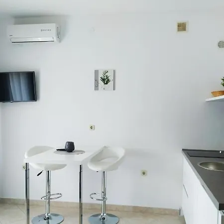 Vanda Apartment